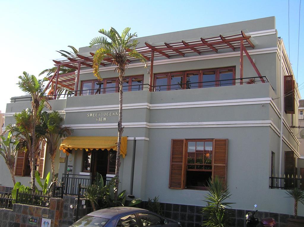 Sweet Ocean View Guesthouse Cape Town Exterior photo